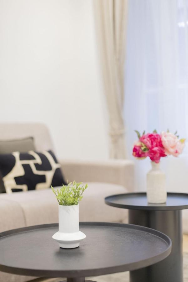 Peaceful Apartment - 1Br-4P - Batignolles Paris Exterior photo